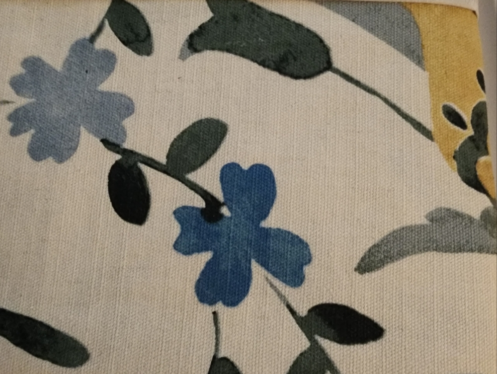 Boundary Fabric Shower Curtain Floral Flowers New - Picture 2 of 2